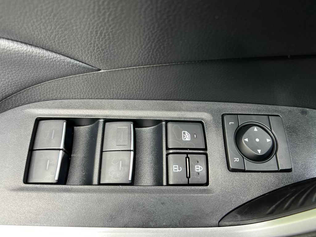 Used 2023 Toyota RAV4 XLE Premium AWD/4WD image 12