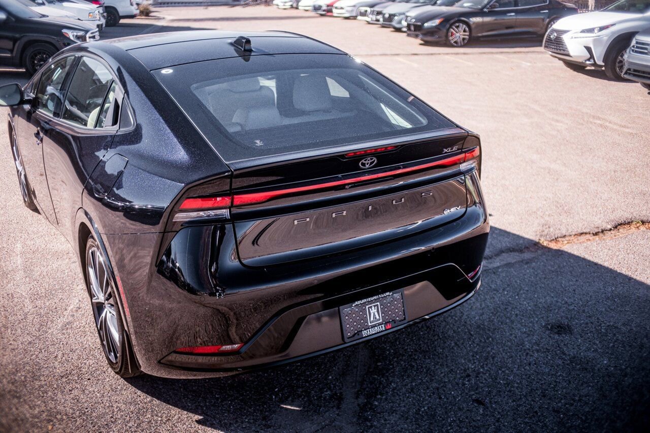 Used 2024 Toyota Prius XLE image 10