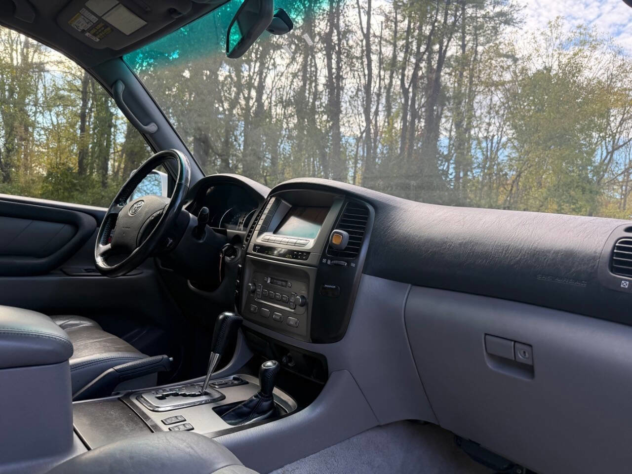 Used 2006 Toyota Land Cruiser image 54