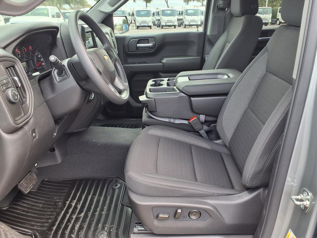 New 2026 Chevrolet Silverado 1500 Custom image 6