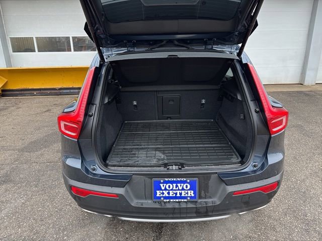 Used 2020 Volvo XC40 T5 Inscription w/ Protection Package Premier image 21