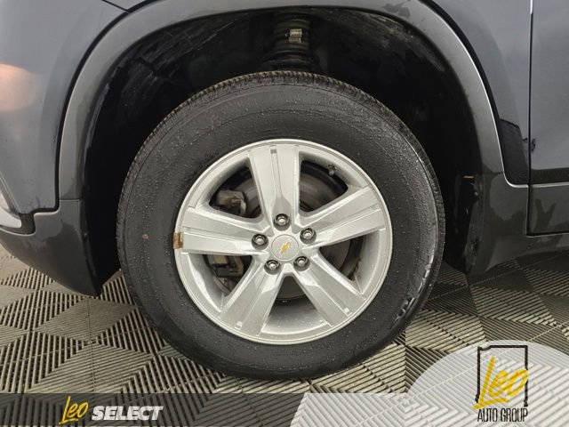 Used 2021 Chevrolet Trax LT w/ Driver Confidence Package AWD/4WD image 21