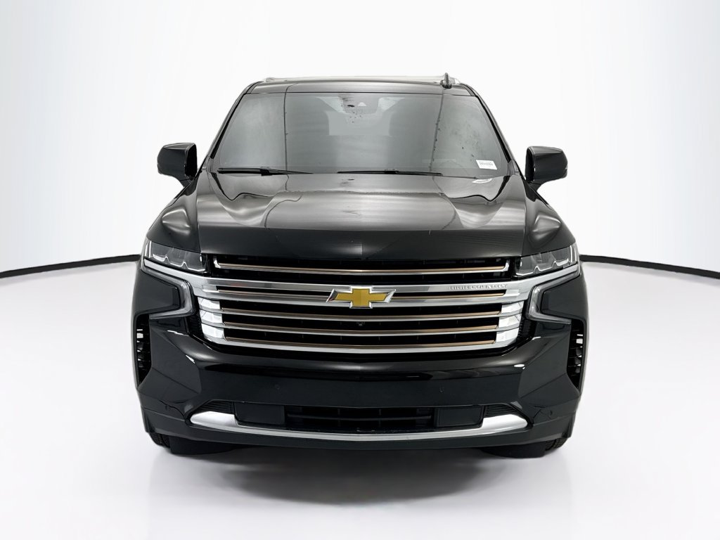 Used 2024 Chevrolet Tahoe High Country AWD/4WD image 2