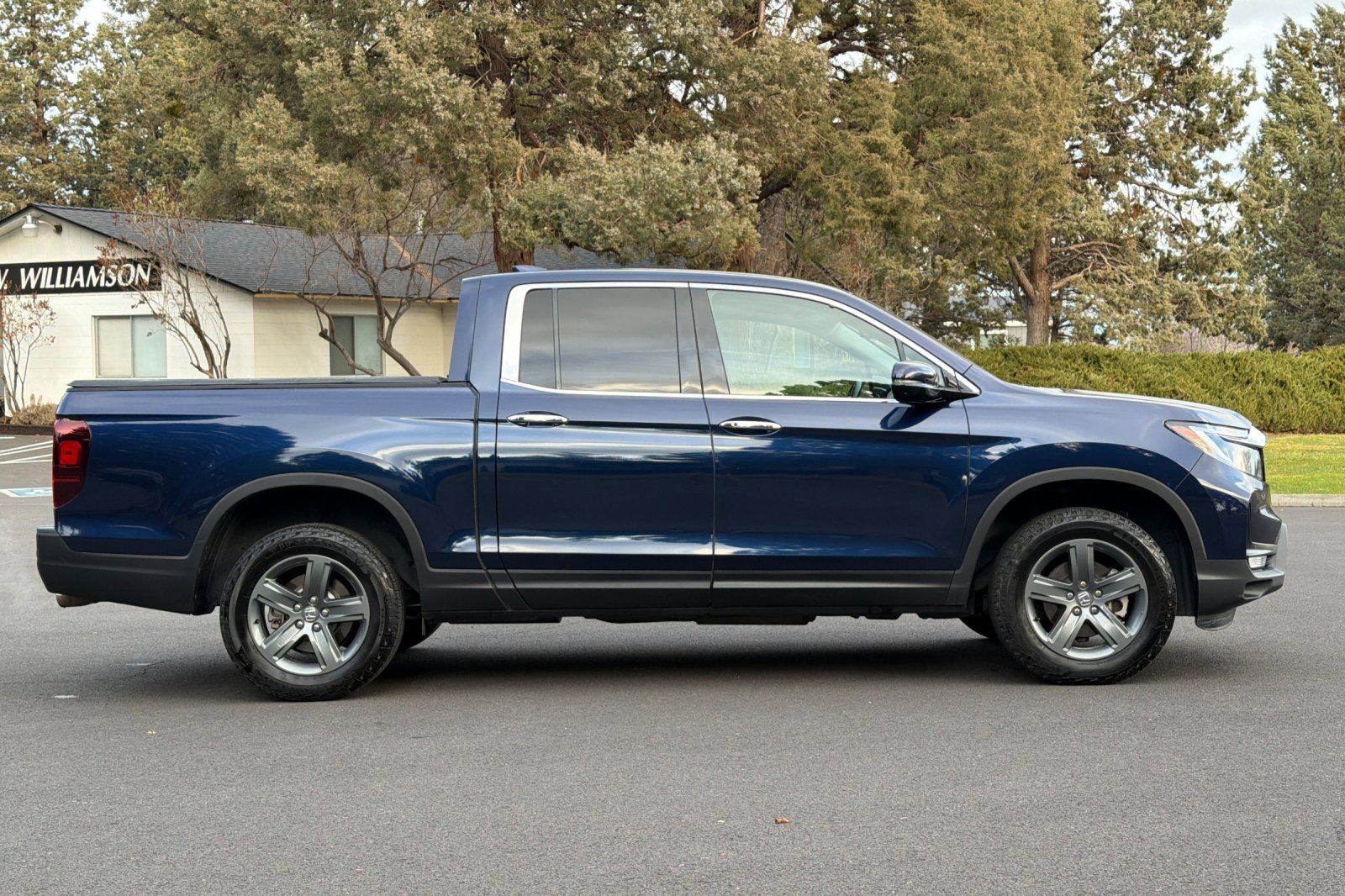 Used 2022 Honda Ridgeline RTL-E image 3