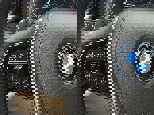 Used 2023 BMW 530e image 13