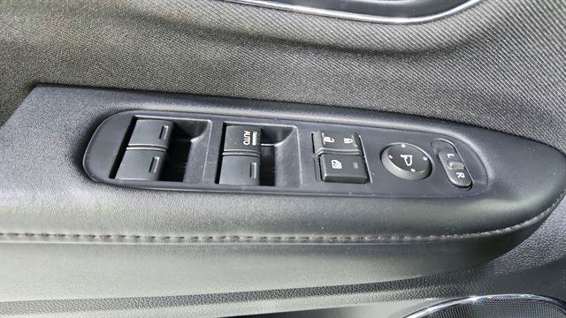 Used 2022 Honda HR-V EX image 19
