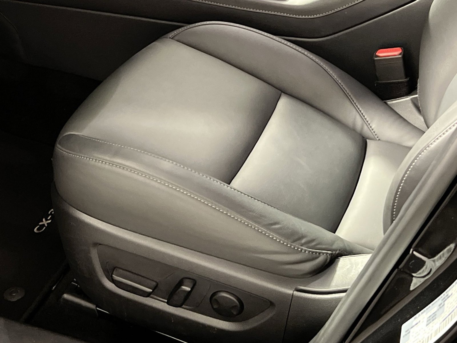 Used 2025 MAZDA CX-30 AWD 2.5 S w/ Preferred Package image 14