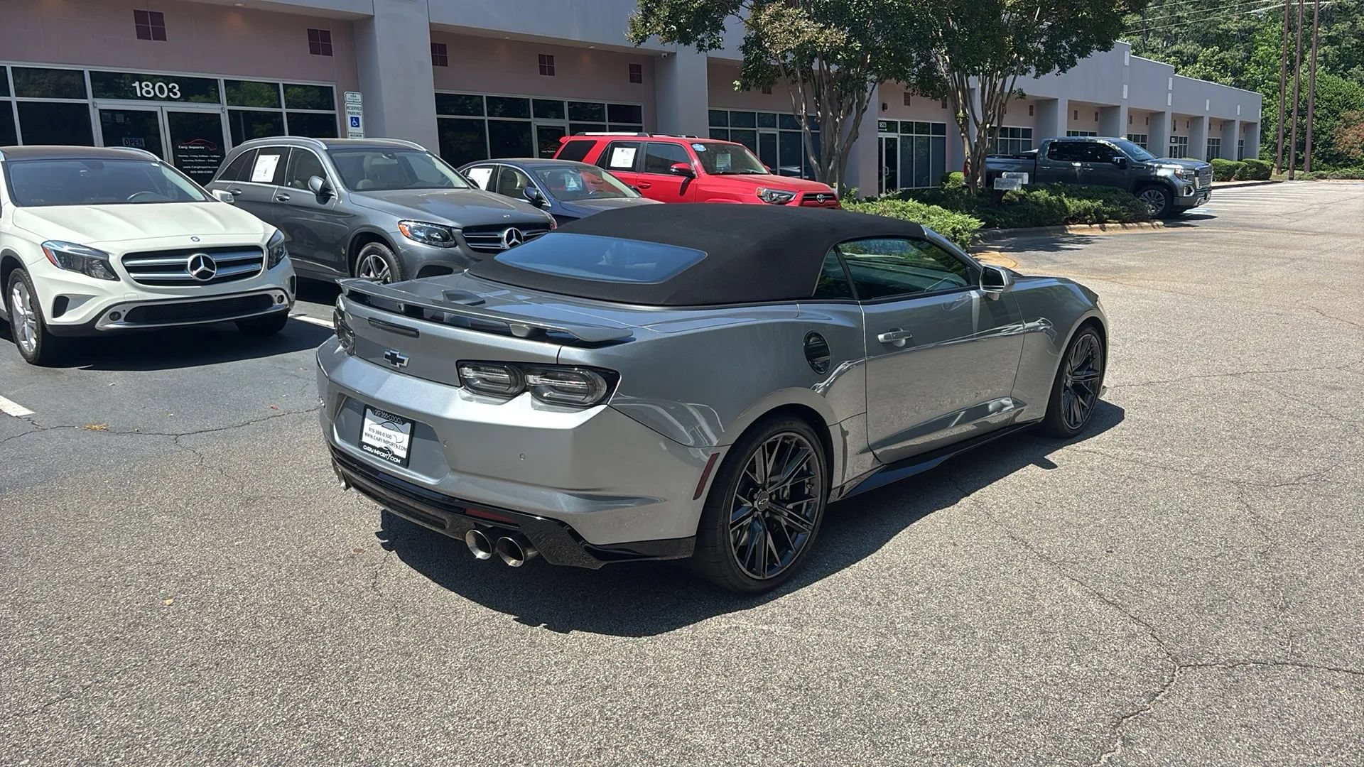 Used 2023 Chevrolet Camaro ZL1 RWD image 5