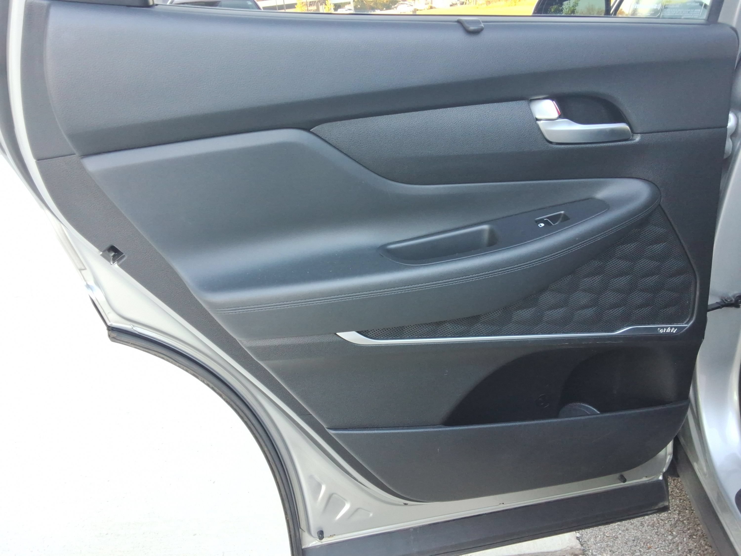 Used 2020 Hyundai Santa Fe SEL w/ Convenience Package AWD/4WD image 39