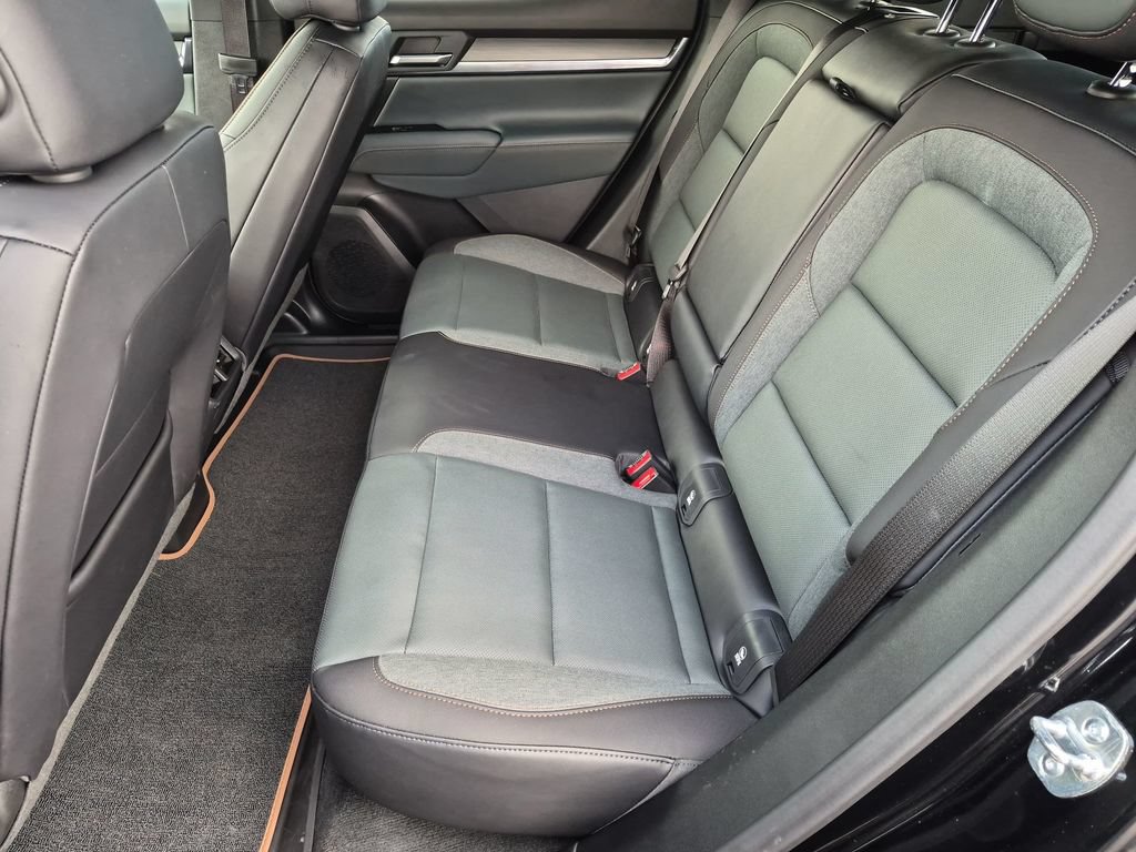 Used 2026 GMC Terrain AT4 w/ Technology Package II AWD/4WD image 30