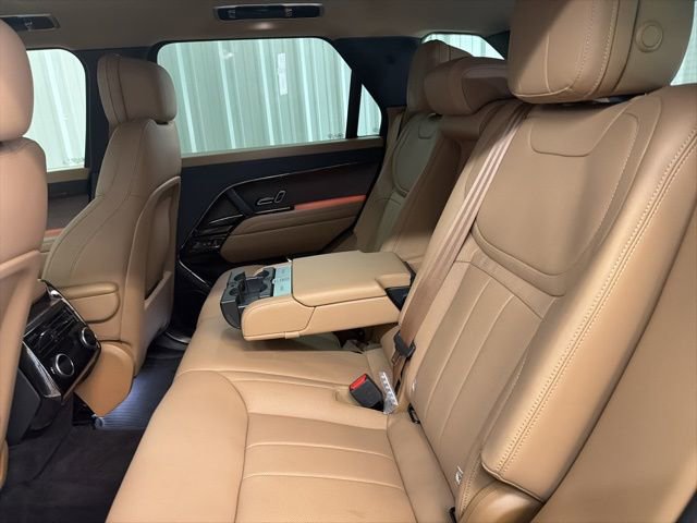 Used 2024 Land Rover Range Rover Sport SE image 13
