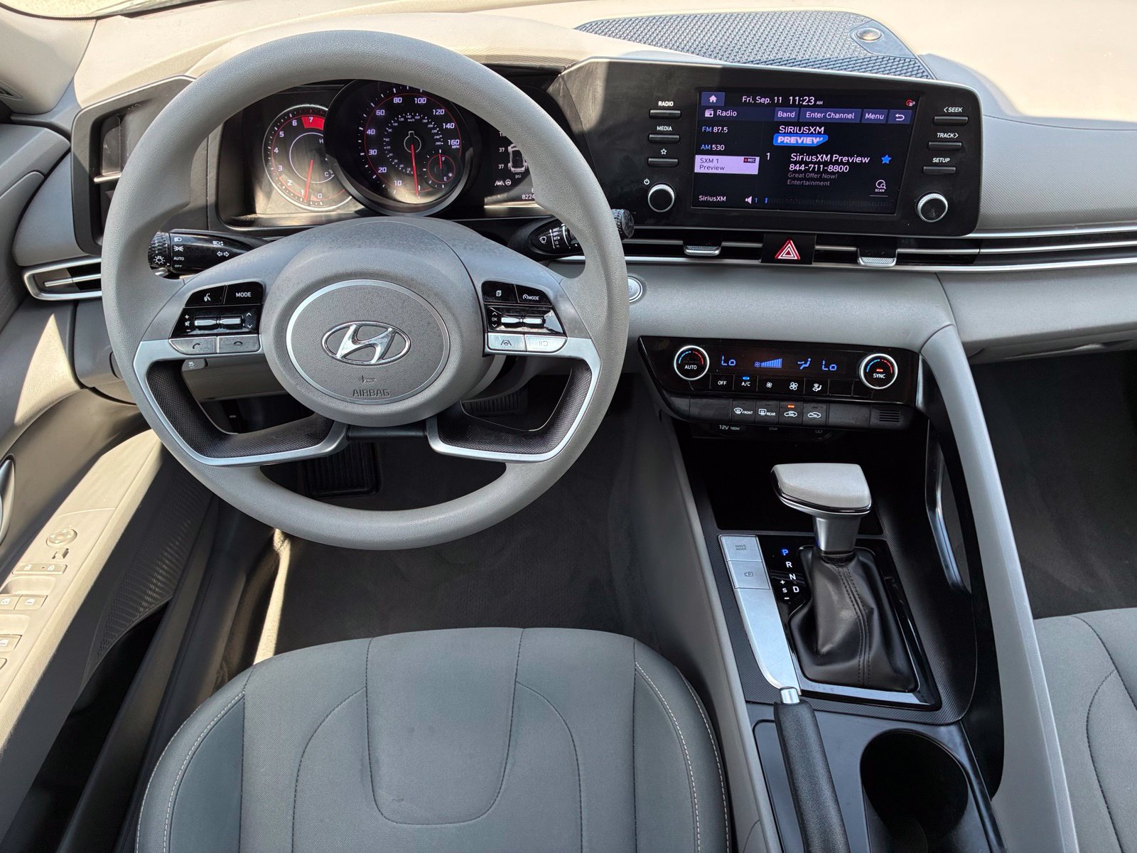 Used 2022 Hyundai Elantra SEL w/ Cargo Package FWD image 16