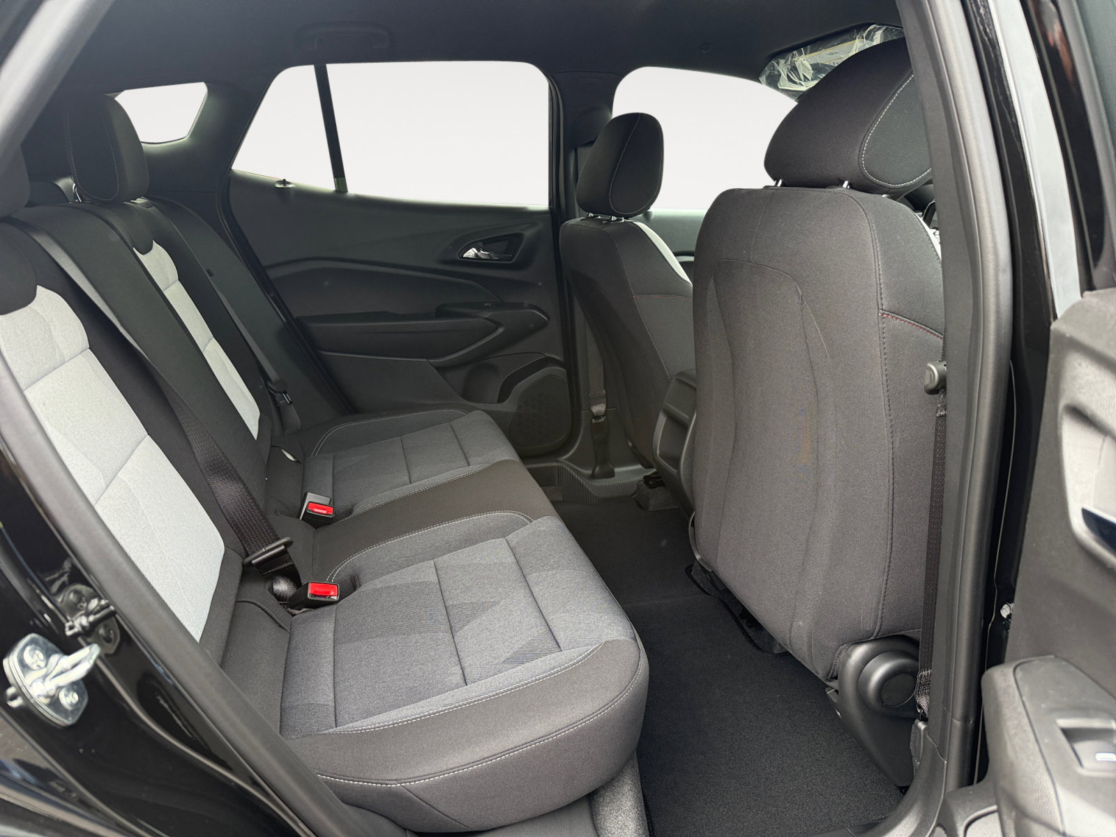 New 2026 Chevrolet Trax RS w/ Driver Confidence Package FWD image 18