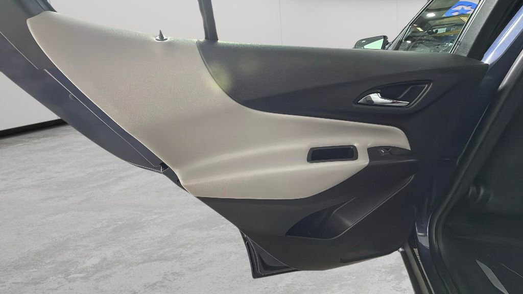 Used 2018 Chevrolet Equinox LS w/ LPO, Floor Liner Package image 28