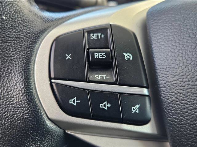 Used 2022 Ford Explorer XLT image 16
