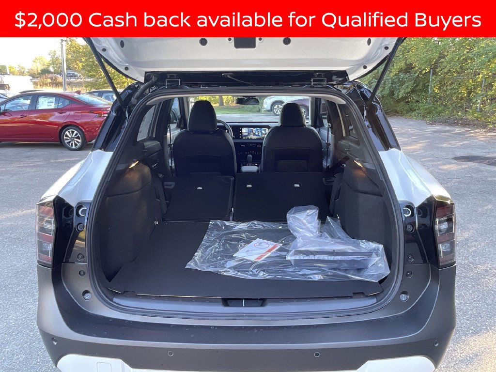 New 2026 Nissan Kicks SR w/ Cold Weather Package AWD/4WD image 16