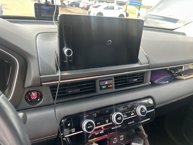 Used 2023 Honda Pilot Touring image 9