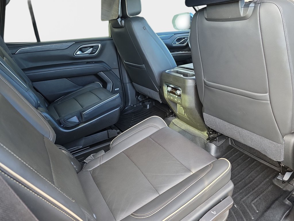 Used 2021 GMC Yukon SLT w/ SLT Luxury Plus Package AWD/4WD image 13