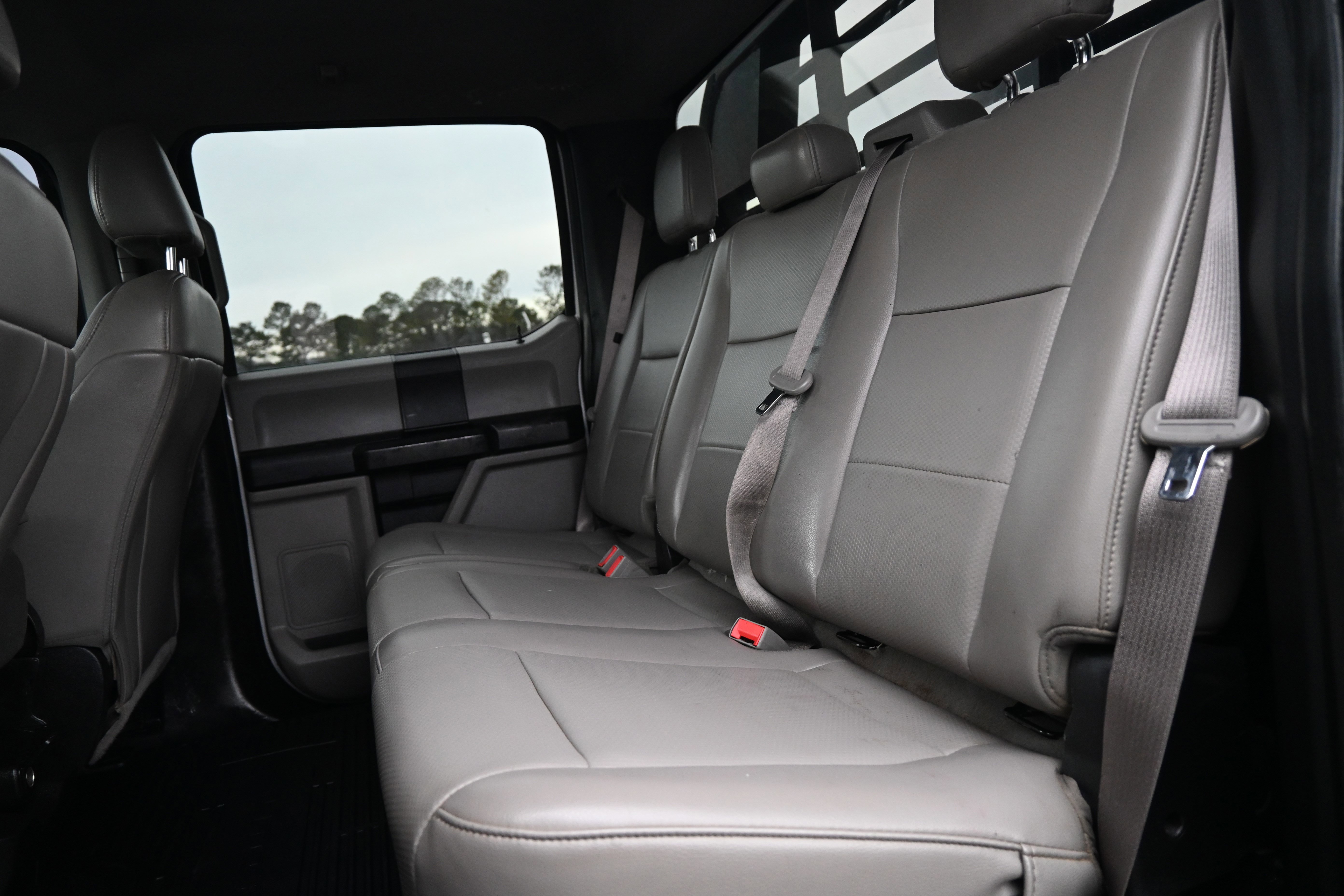 Used 2019 Ford F350 XL w/ Power Equipment Group image 30