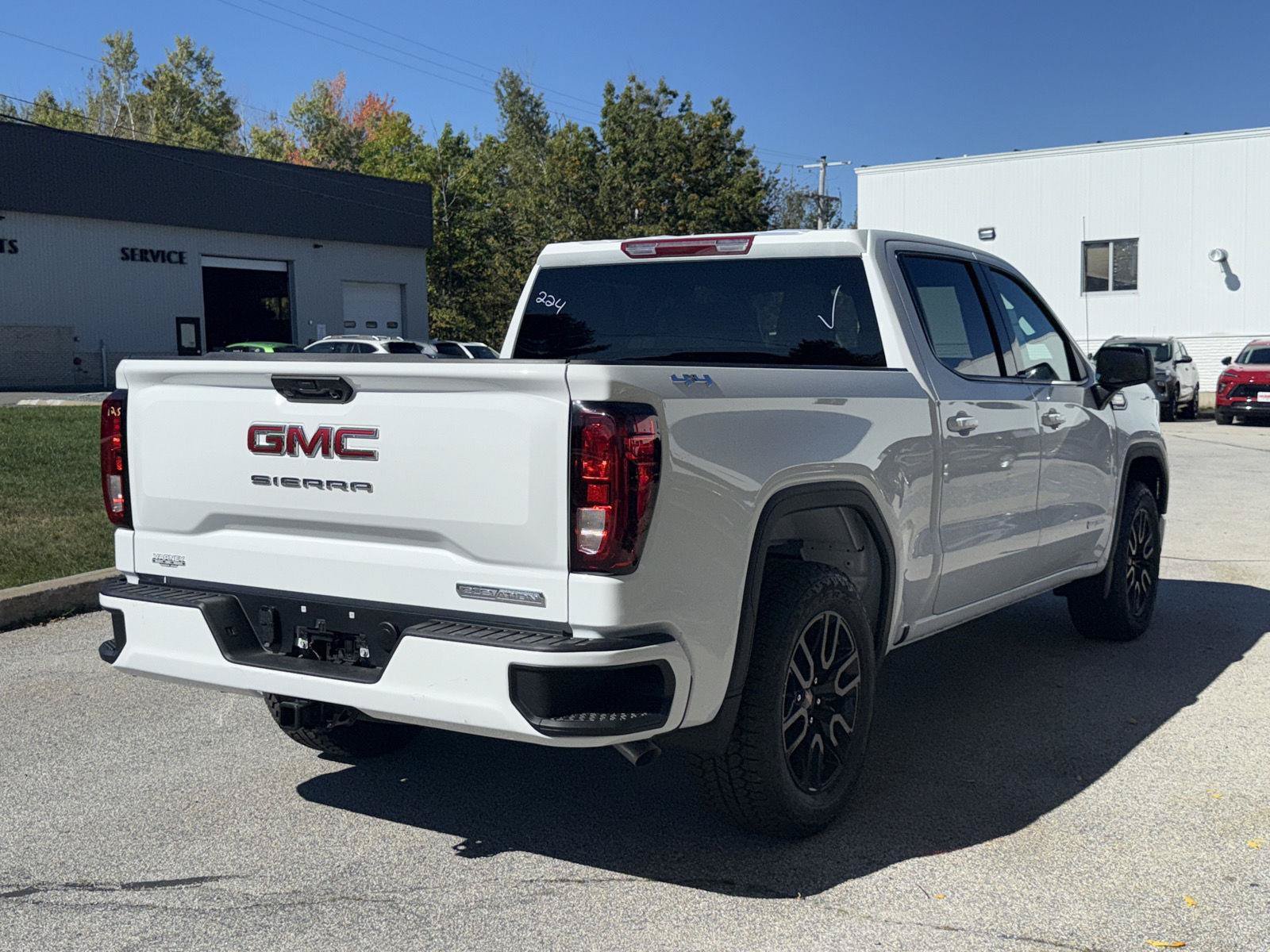 New 2026 GMC Sierra 1500 Elevation AWD/4WD image 13