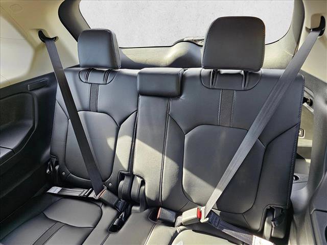 New 2025 Honda Pilot EX-L image 9
