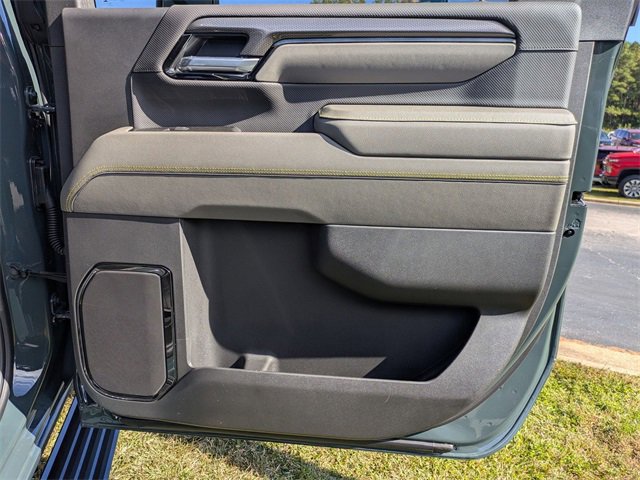New 2026 Chevrolet Silverado 2500 ZR2 w/ LPO, Dark Essentials Package image 35