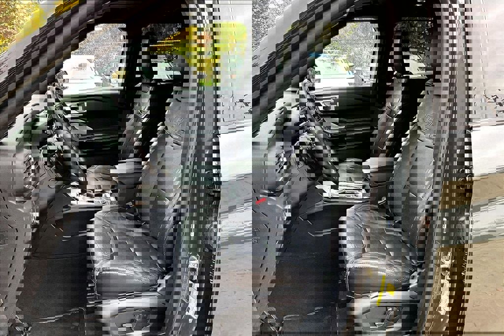 Used 2022 Ford Explorer ST w/ Equipment Group 401A image 18