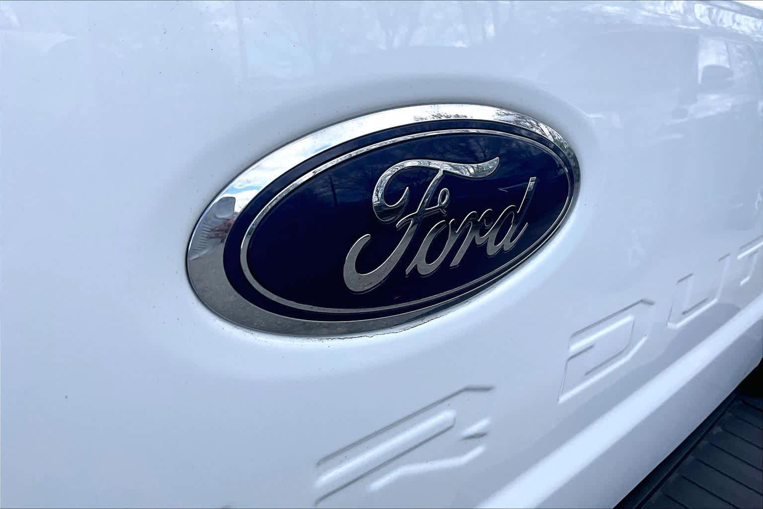 Used 2023 Ford F250 Lariat w/ Lariat Ultimate Package AWD/4WD image 30