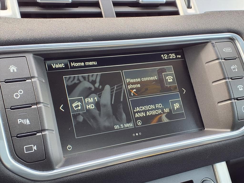 Used 2016 Land Rover Range Rover Evoque SE image 22