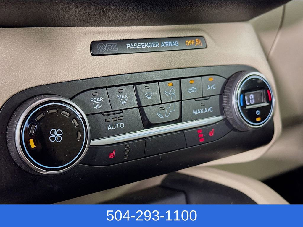 Used 2020 Ford Escape SE image 15