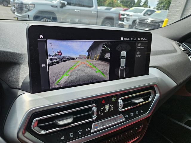 Used 2025 BMW X4 xDrive30i w/ Premium Package AWD/4WD image 32