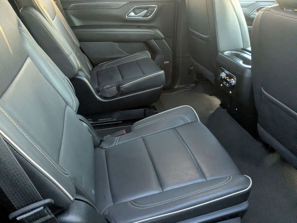 Used 2024 GMC Yukon SLT AWD/4WD image 34