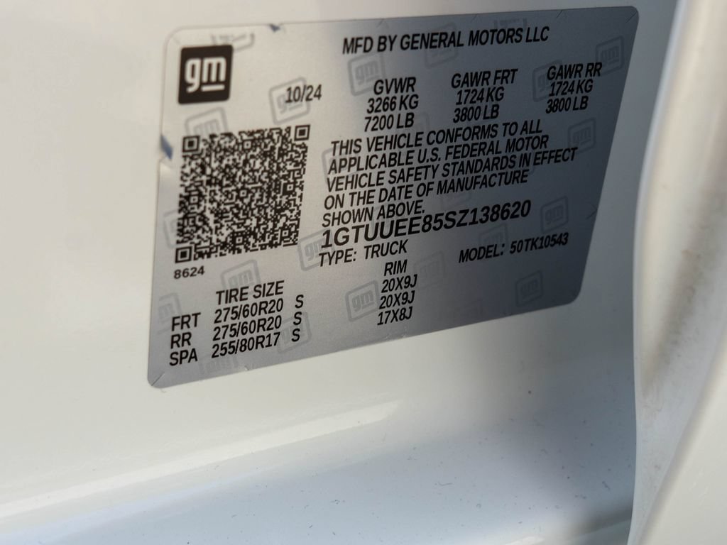 Used 2025 GMC Sierra 1500 AT4 w/ AT4 Premium Package AWD/4WD image 42