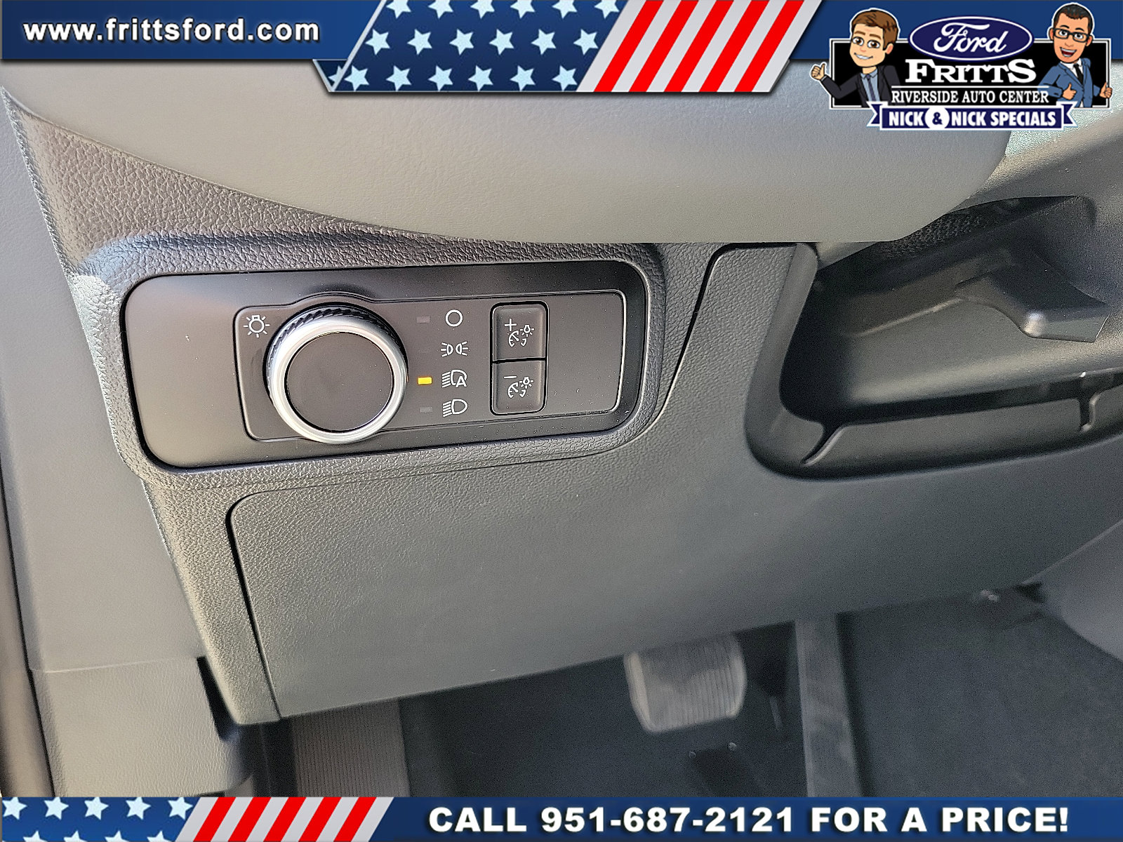 New 2026 Ford Explorer Active RWD image 13