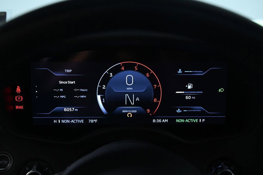 Used 2023 McLaren GT RWD image 11