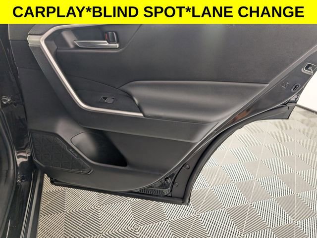 Used 2022 Toyota RAV4 XLE FWD image 28