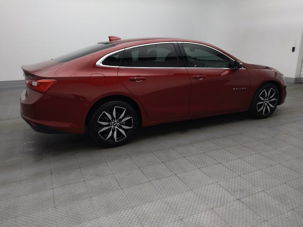 Used 2017 Chevrolet Malibu LT w/ Leather Package image 10