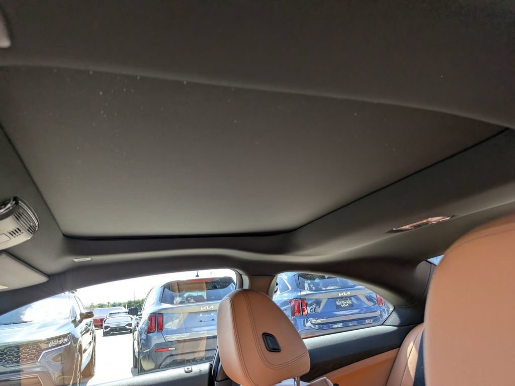Used 2025 BMW 230i Coupe w/ M Sport Package RWD image 20