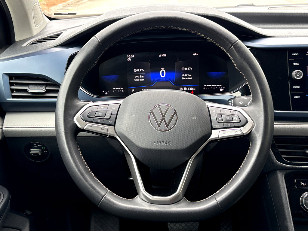 Used 2024 Volkswagen Taos SE FWD image 14