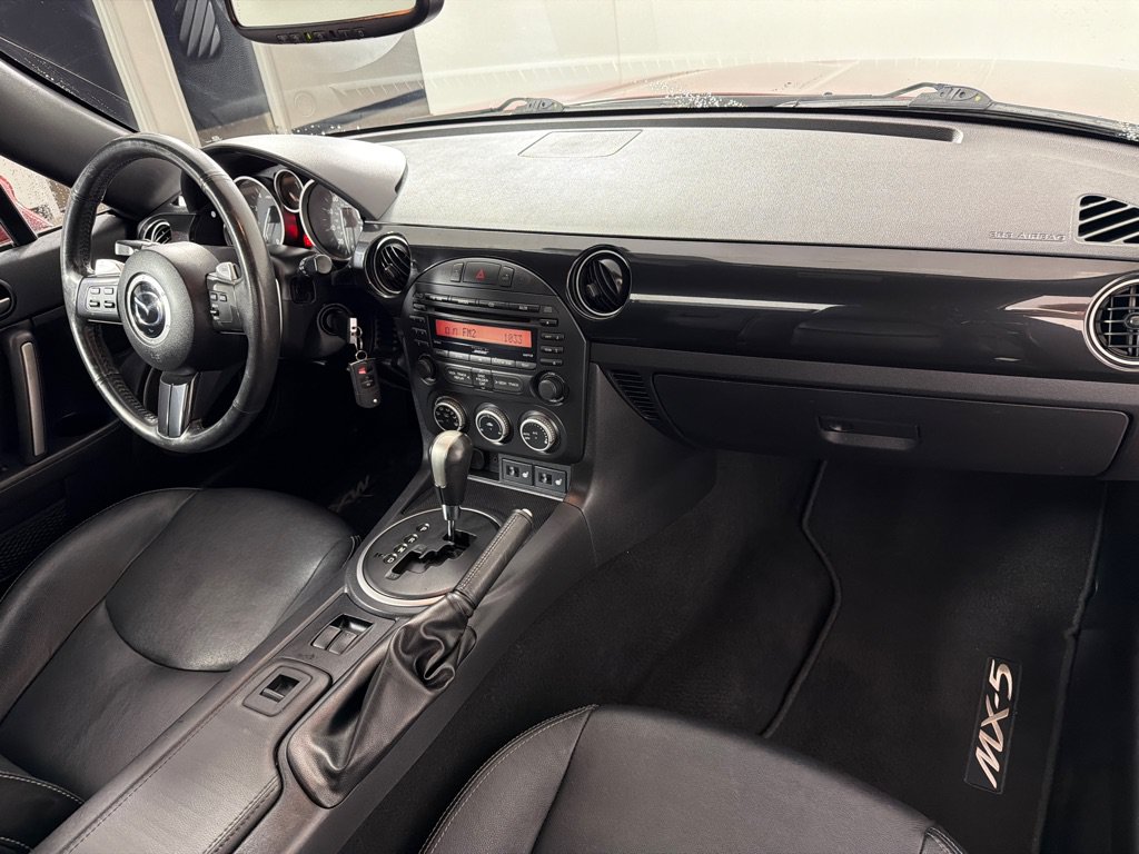Used 2013 MAZDA MX-5 Miata Grand Touring RWD image 24