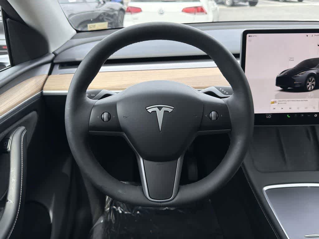 Used 2024 Tesla Model Y Long Range AWD/4WD image 13