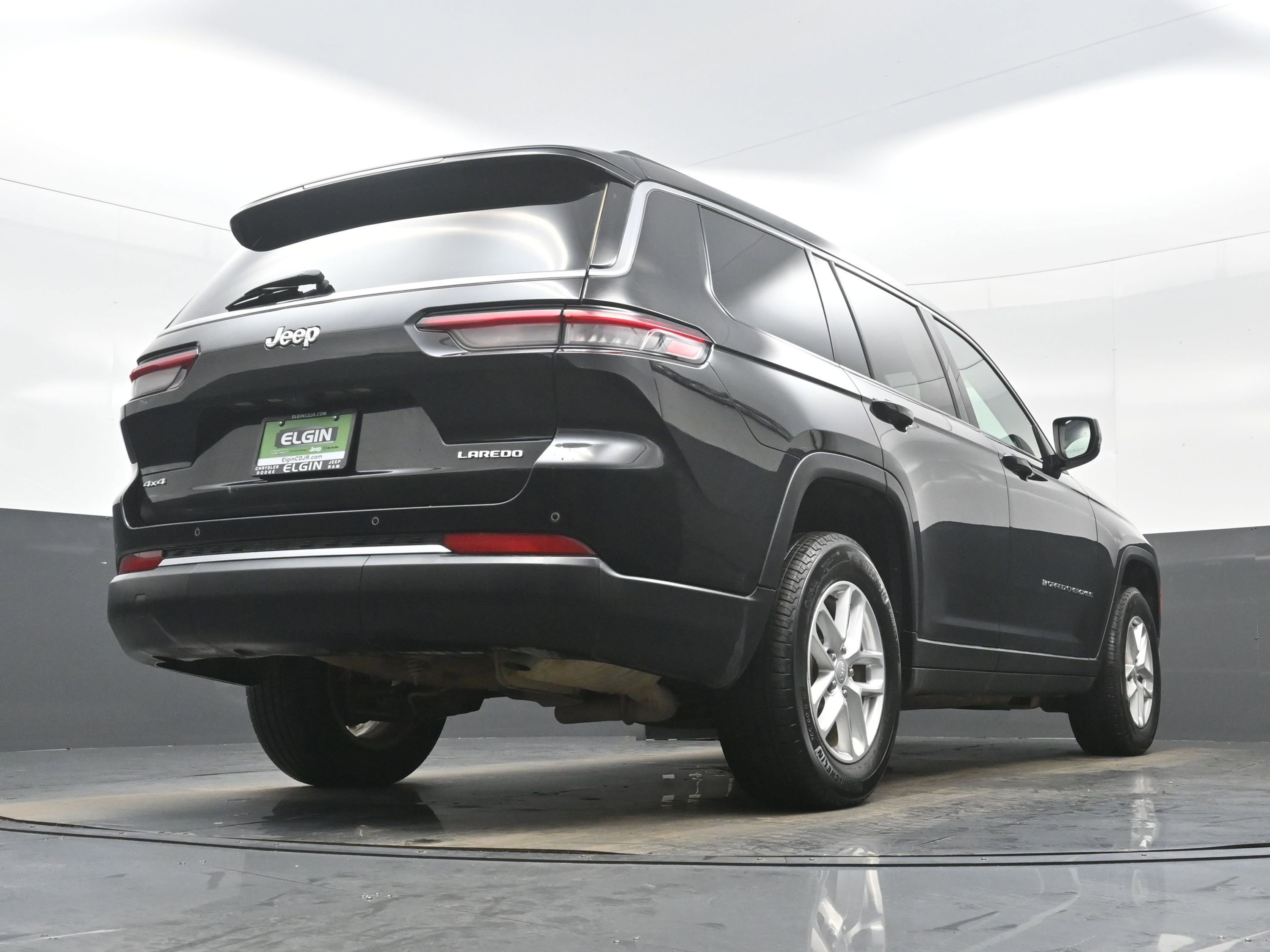 Used 2024 Jeep Grand Cherokee L Laredo image 30