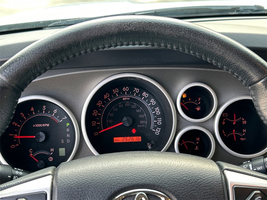 Used 2015 Toyota Sequoia SR5 image 17