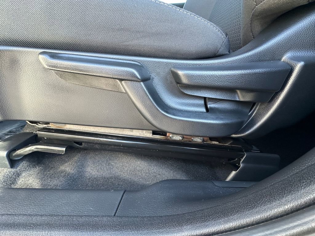 Used 2022 Honda HR-V EX image 10