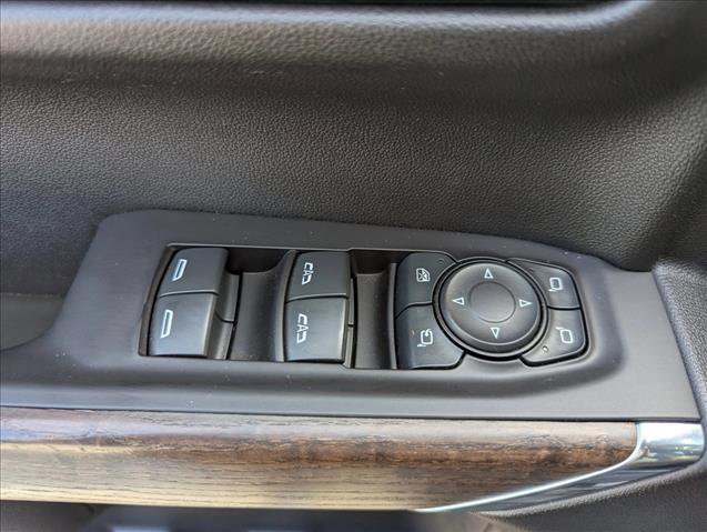 Used 2020 GMC Sierra 1500 Denali w/ Denali Ultimate Package AWD/4WD image 10