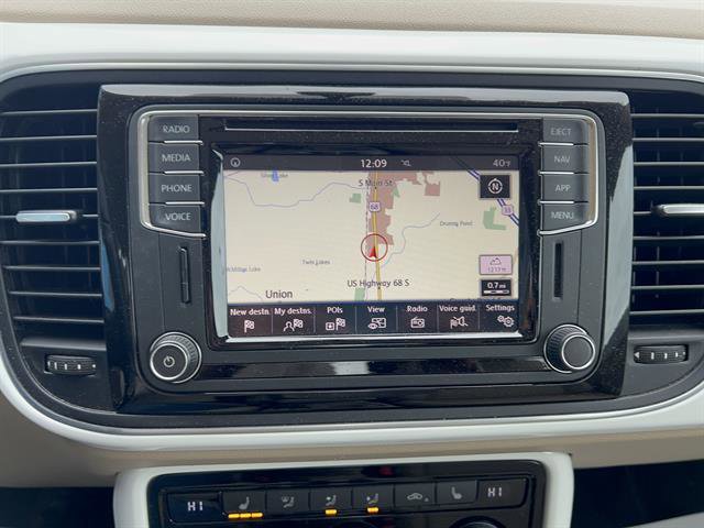 Used 2019 Volkswagen Beetle 2.0T SE w/ SE Premium Package image 21