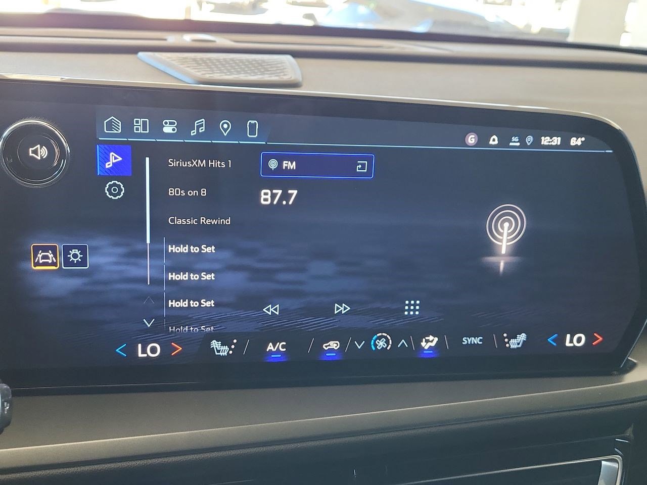New 2026 Chevrolet Traverse LT w/ Enhanced Driving Package image 19