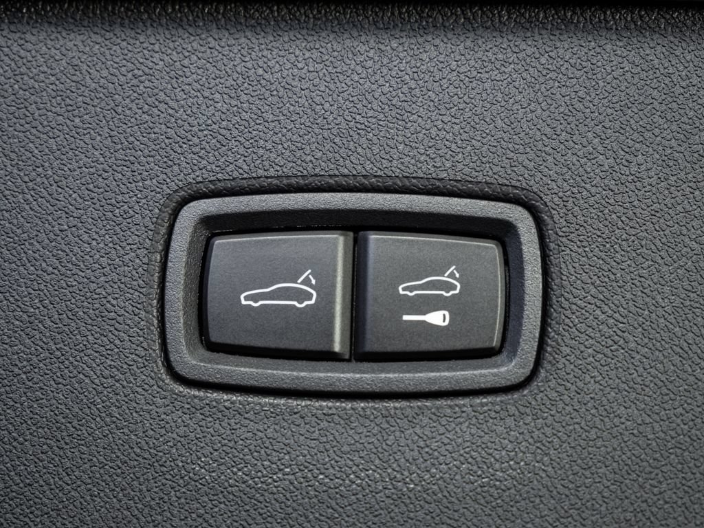 New 2026 Porsche Cayenne AWD/4WD image 31