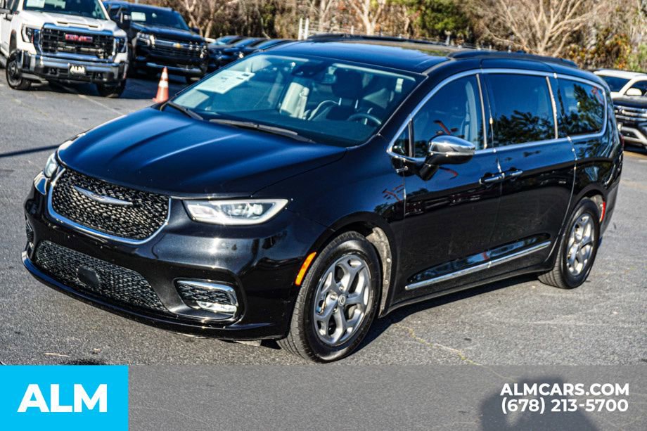 Used 2023 Chrysler Pacifica Limited FWD image 15