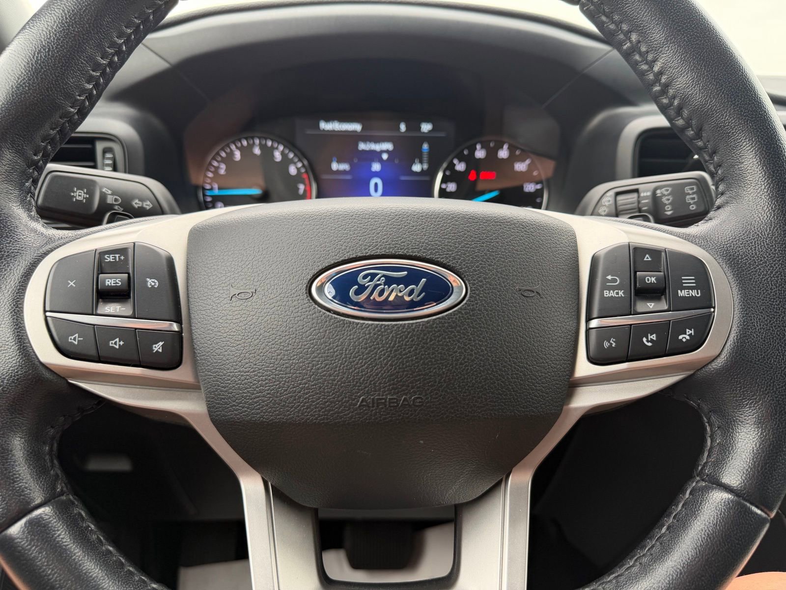 Used 2020 Ford Explorer XLT RWD image 21